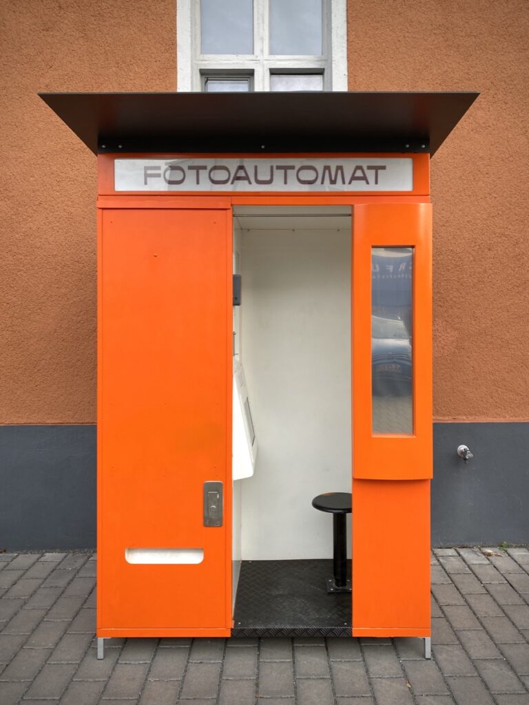 Fotoautomat-Erfurt-kaufen-Zughafen-3